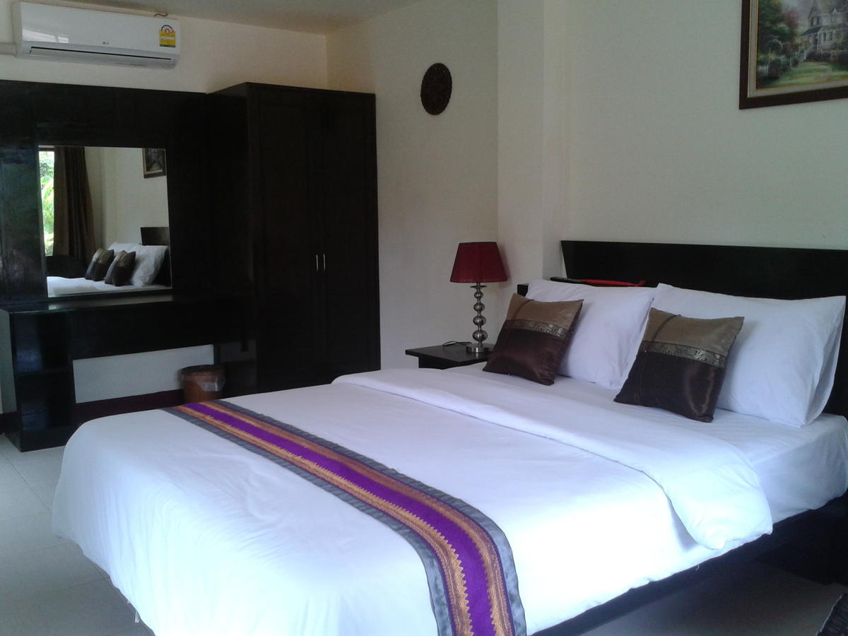 Baan Kieng Fah Resort Chongmek Ban Nong Mek  Quarto foto